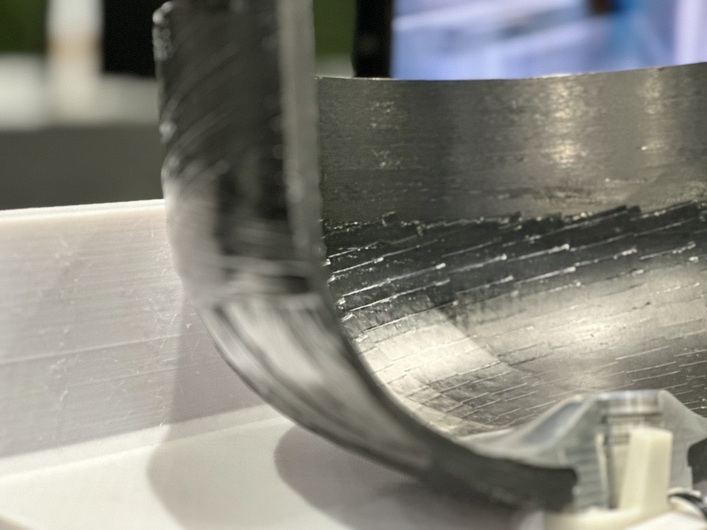 Dome reinforced vessel cut-out