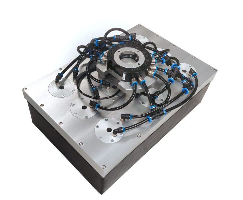 Multi-material aerospace lay-up: Enhanced A4 gripper for complex geometries and tacky materials  